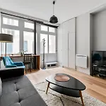Cozy Bastille & The Marais N77